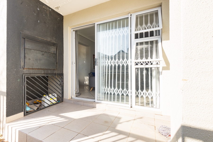 2 Bedroom Property for Sale in Buh Rein Estate Western Cape
